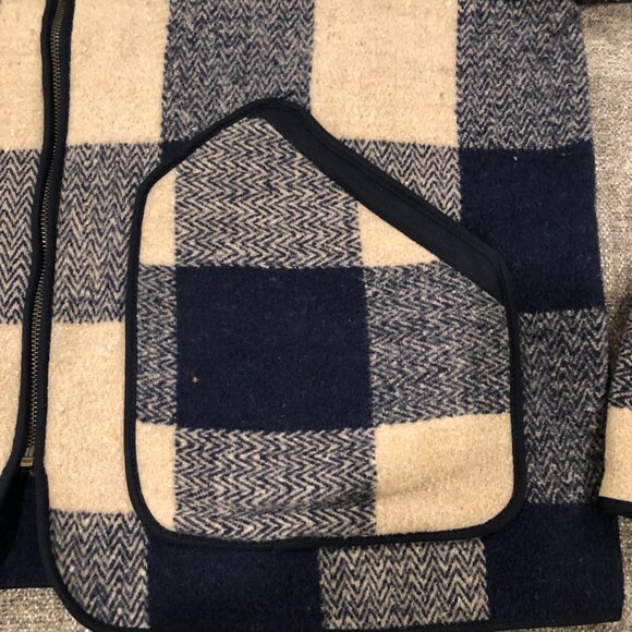 Black & Tan Plaid Cabin Fever Coat, Size XL - Picture 3 of 8